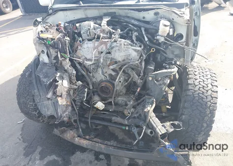 2016 Nissan Frontier Pro-4X z USA, uszkodzony, nr VIN 1N6AD0EV3GN765694